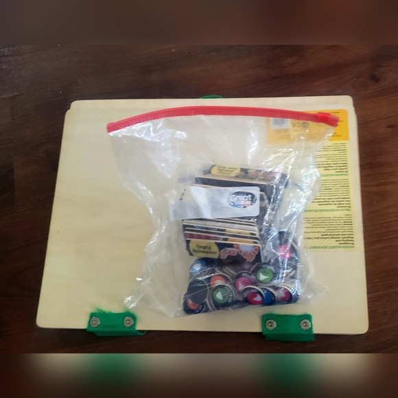 2 Melissa and Doug Wooden Magnetic Responsibility Charts - Picture 14 of 16